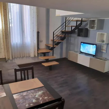 Διαμέρισμα Sara's *