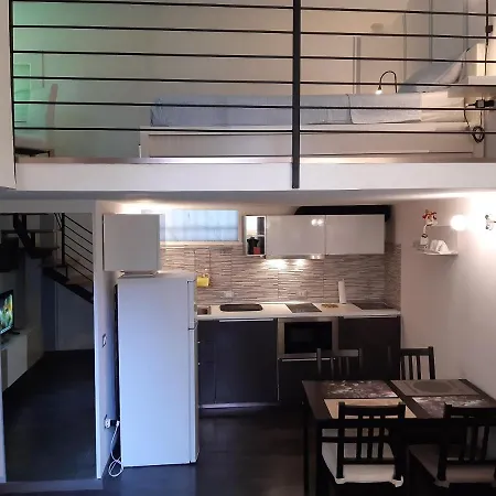 Sara's アパート サンレモ