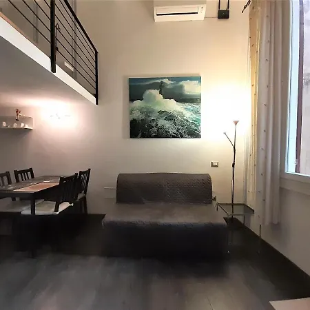 アパート Sara's サンレモ